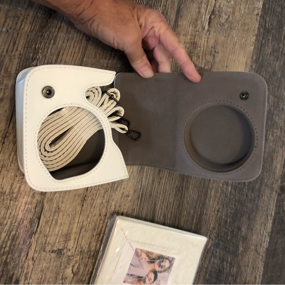 Digipower  Instant Camera Accessory KIT never used - Picture 8 of 9